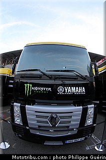 motogp_ambiance_0029_france_le_mans_2012.jpg