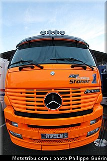 motogp_ambiance_0032_france_le_mans_2012.jpg