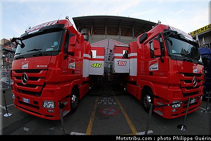 motogp_ambiance_0038_france_le_mans_2012.jpg