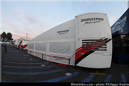 motogp_ambiance_0040_france_le_mans_2012.jpg