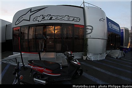 motogp_ambiance_0043_france_le_mans_2012.jpg