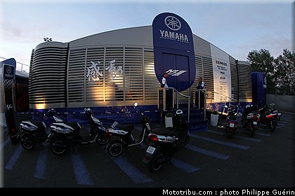motogp_ambiance_0045_france_le_mans_2012.jpg