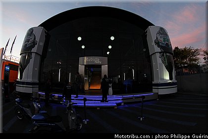 motogp_ambiance_0047_france_le_mans_2012.jpg