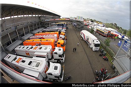 motogp_ambiance_0054_france_le_mans_2012.jpg