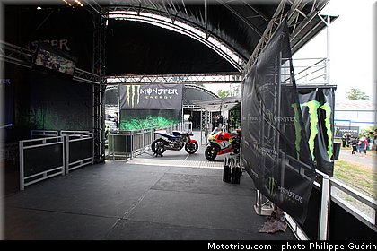 motogp_ambiance_0081_france_le_mans_2012.jpg