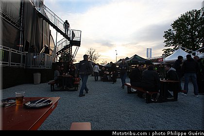 motogp_ambiance_0085_france_le_mans_2012.jpg