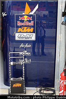 motogp_ambiance_0095_france_le_mans_2012.jpg