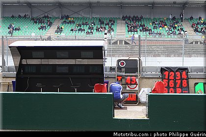 motogp_ambiance_0097_france_le_mans_2012.jpg