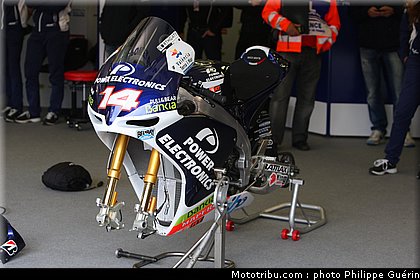 motogp_de_puniet_0023_france_le_mans_2012.jpg