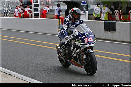 motogp_de_puniet_0024_france_le_mans_2012.jpg