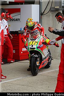 motogp_rossi_0035_france_le_mans_2012.jpg