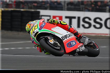 motogp_rossi_0045_france_le_mans_2012.jpg
