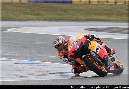 motogp_stoner_0004_france_le_mans_2012.jpg