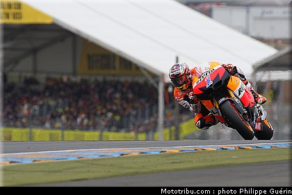motogp_stoner_0008_france_le_mans_2012.jpg