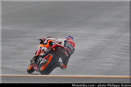 motogp_stoner_0013_france_le_mans_2012.jpg