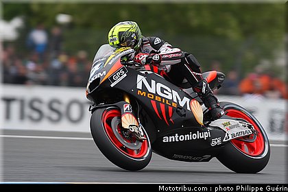 motogp_vermeulen_0004_france_le_mans_2012.jpg