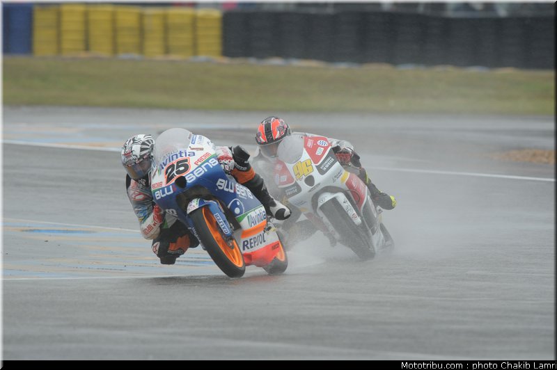 moto3_029_france_le_mans_2012