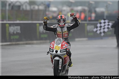 moto3_rossi_008_france_le_mans_2012.jpg