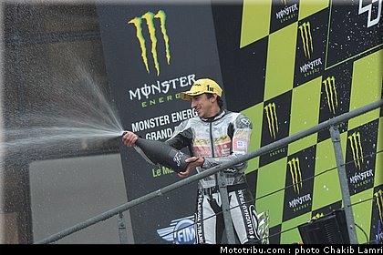 moto3_rossi_016_france_le_mans_2012.jpg