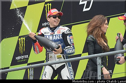 motogp_lorenzo_003_france_le_mans_2012.jpg