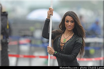motogp_pitbabe_006_france_le_mans_2012.jpg
