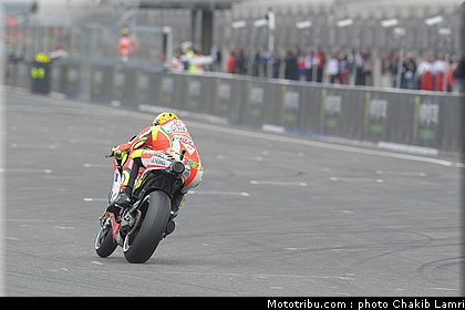 motogp_rossi_004_france_le_mans_2012.jpg