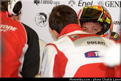 motogp_rossi_012_france_le_mans_2012.jpg