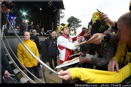 motogp_rossi_031_france_le_mans_2012.jpg