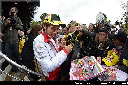 motogp_rossi_032_france_le_mans_2012.jpg