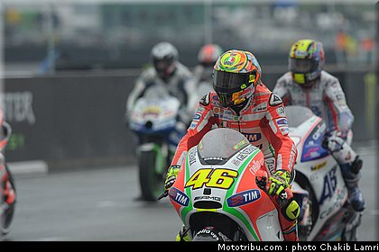motogp_rossi_034_france_le_mans_2012.jpg