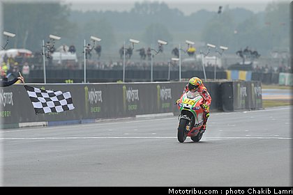 motogp_rossi_040_france_le_mans_2012.jpg