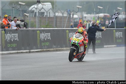 motogp_rossi_041_france_le_mans_2012.jpg