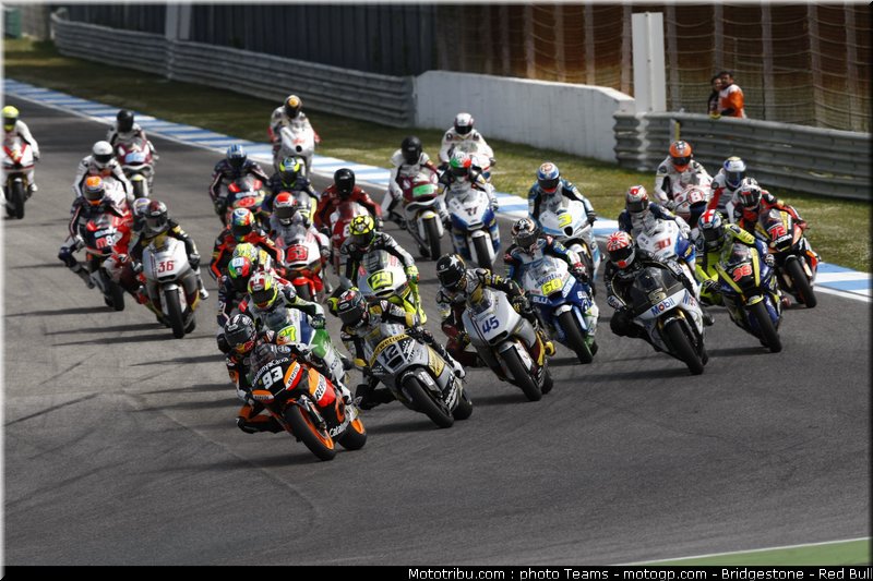 moto2_0041_france_le_mans_2012