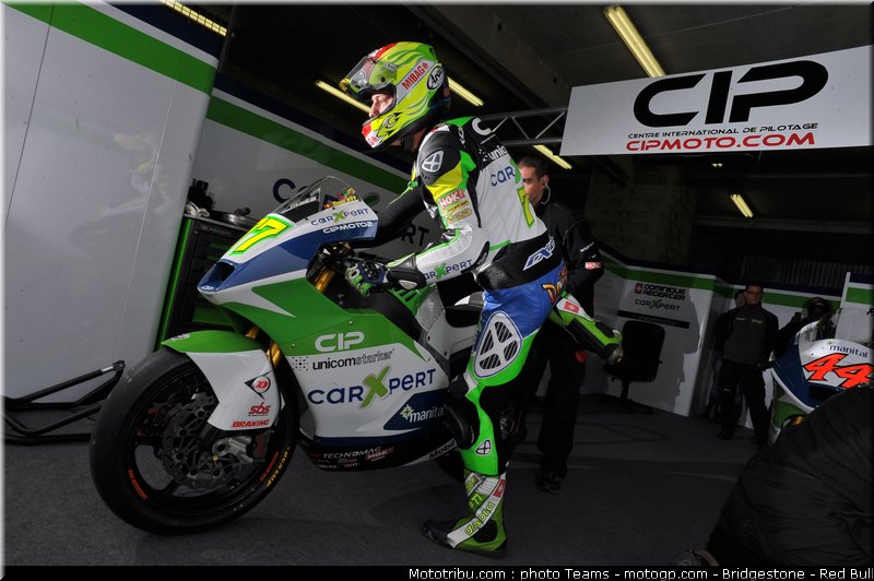 moto2_aegerter_0009_france_le_mans_2012