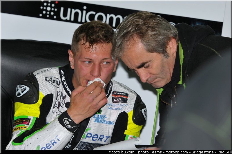 moto2_aegerter_0010_france_le_mans_2012