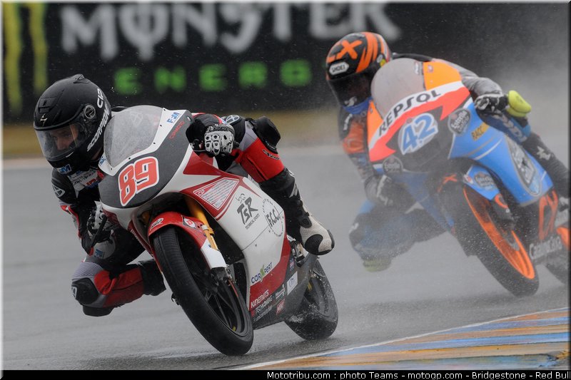 moto3_0027_france_le_mans_2012