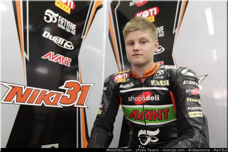 moto3_ajo_0001_france_le_mans_2012