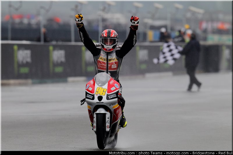 moto3_rossi_0019_france_le_mans_2012