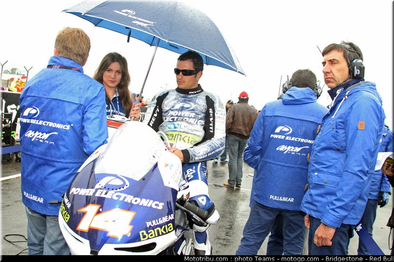 motogp_de_puniet_0008_france_le_mans_2012