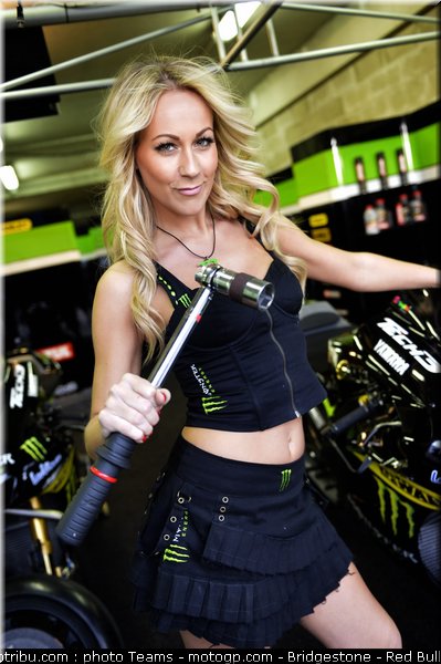 motogp_pitbabe_0014_france_le_mans_2012
