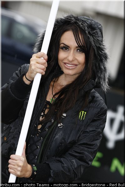 motogp_pitbabe_0049_france_le_mans_2012
