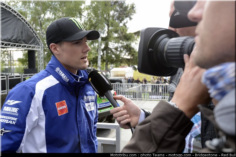 motogp_spies_0001_france_le_mans_2012