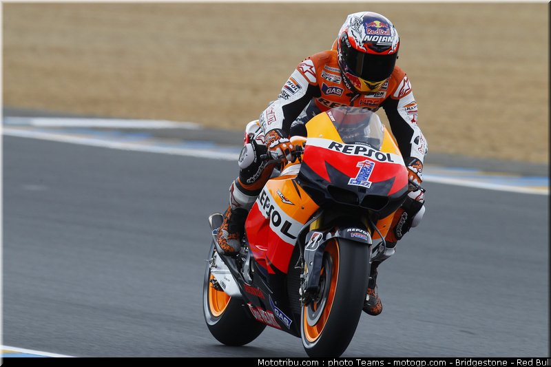 motogp_stoner_0018_france_le_mans_2012