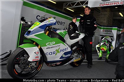 moto2_aegerter_0008_france_le_mans_2012.jpg
