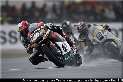moto2_espargaro_p_0013_france_le_mans_2012.jpg