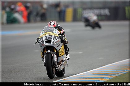 moto2_luthi_0006_france_le_mans_2012.jpg