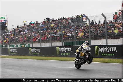 moto2_luthi_0008_france_le_mans_2012.jpg