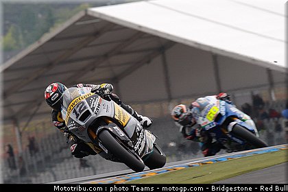 moto2_luthi_0016_france_le_mans_2012.jpg
