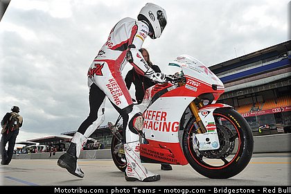 moto2_neukirchner_0008_france_le_mans_2012.jpg
