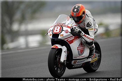 moto2_rea_0010_france_le_mans_2012.jpg